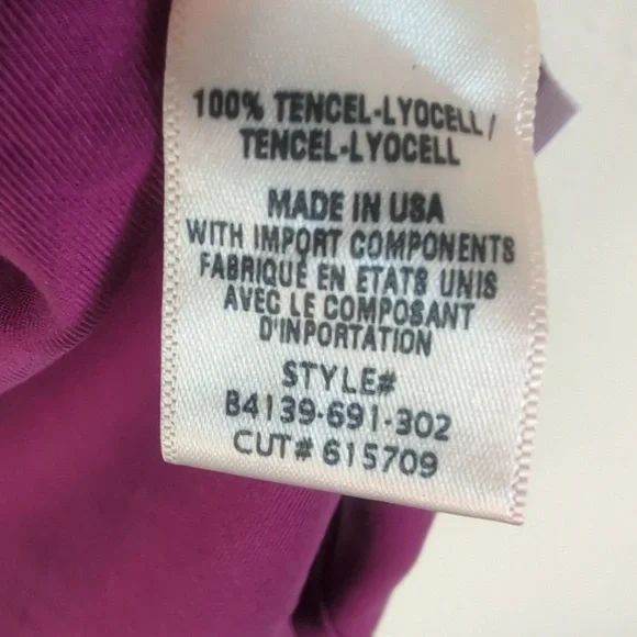 Bella Dahl Fuchsia Button-Down Blouse Size M NWT - Picture 8 of 8